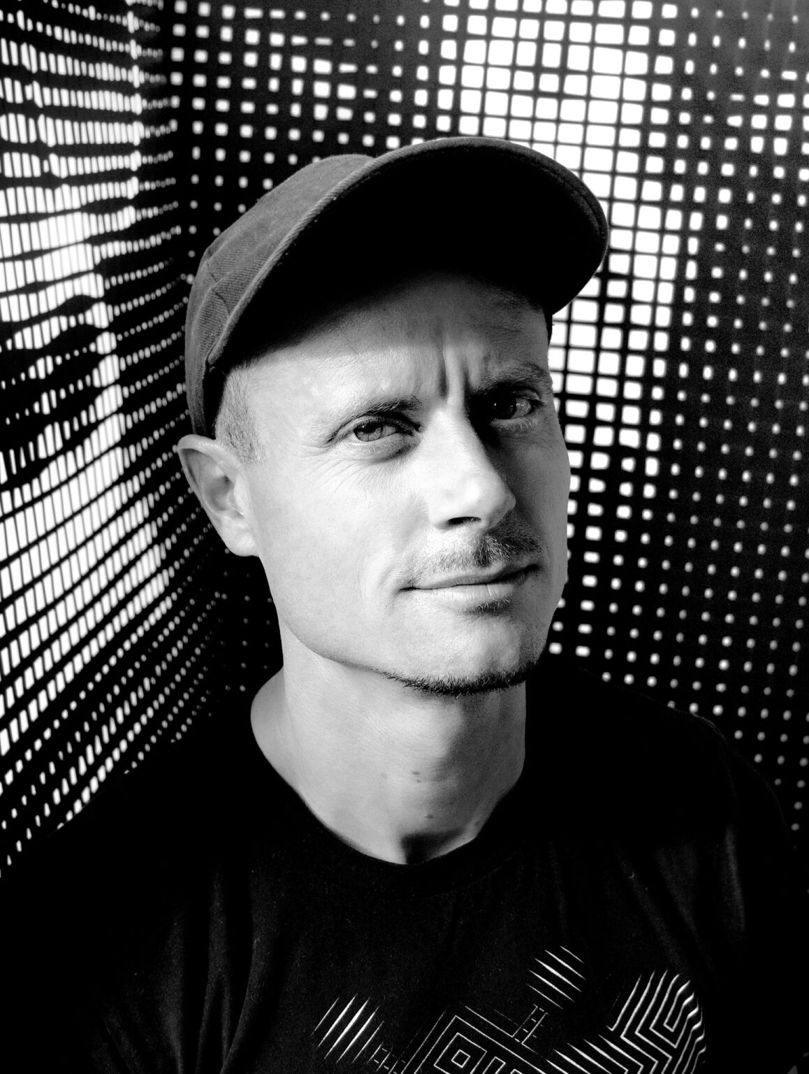Tim Christie Riddle kanvas – Multifunctional Artistic Workshop and Incubator